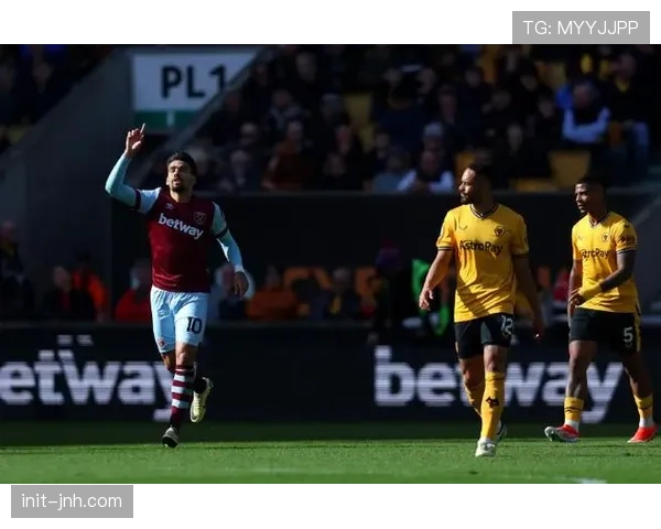 英超早场比赛：西汉姆联开场闪击得手，利用狼队后场传球失误